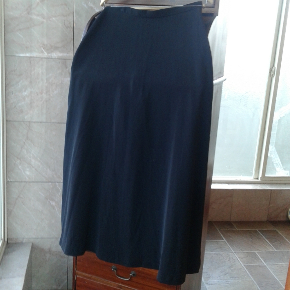 Larry Levine Sport Stretch style black long skirt